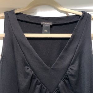 Women’s Ann Taylor sleeveless top. Size small.